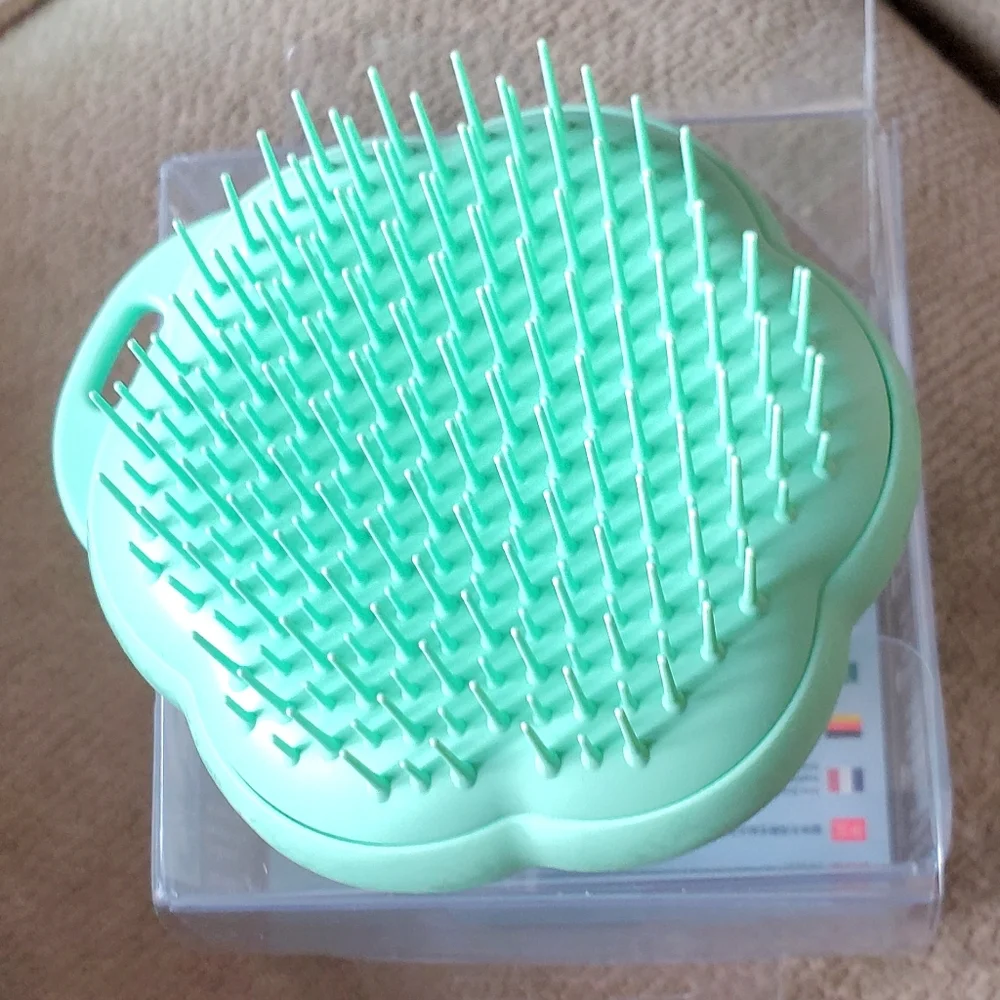 Cat Grooming Brush, New in Box, NWT